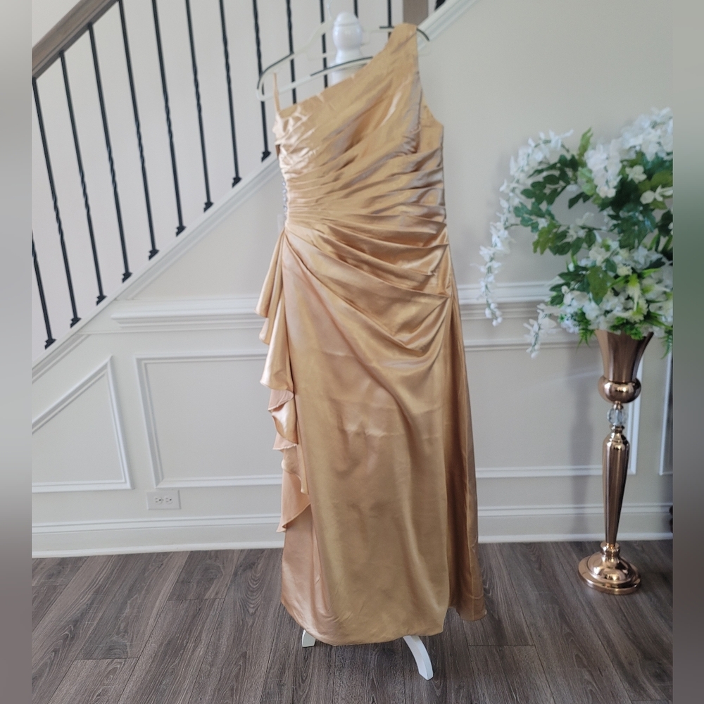 JJs House Champagne (Gold) Satin Wedding/Special Occasions Formal Gown SZ-16 - Picture 7 of 16